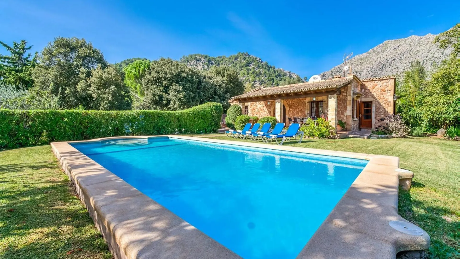 Country House For 6 Guests, Pollensa