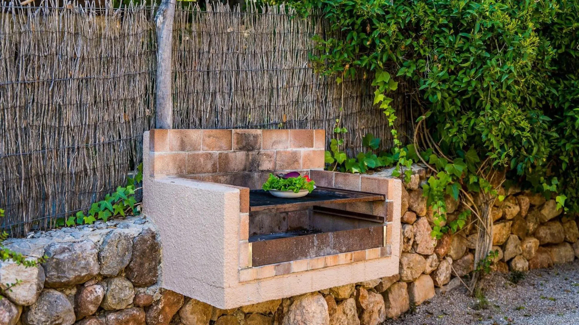 Country House For 6 Guests, Pollensa